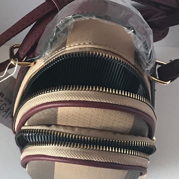 Deluxity Plaid Crossbody Bag👛 - Picture 8 of 8